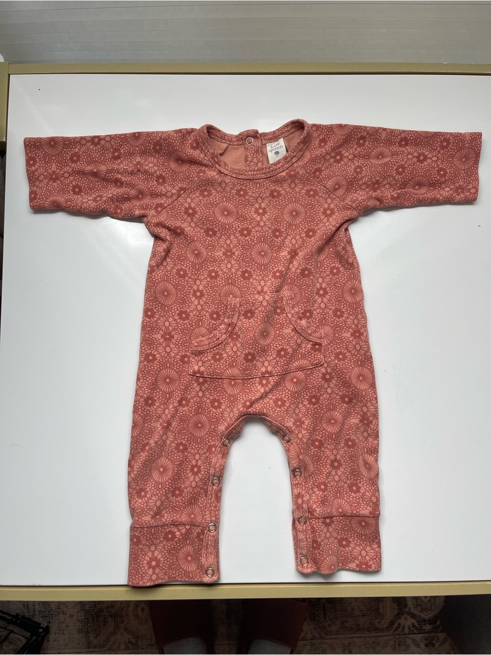 Kate Quinn Baby One-Piece Romper 6-12 months